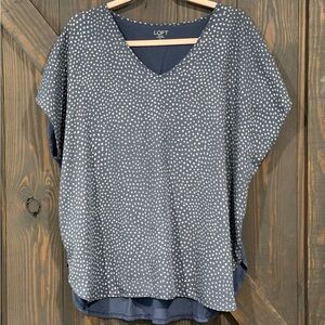 LOFT Outlet Women’s Blue/Gray Knit Top Blouse‎ Sheer Front Size XL